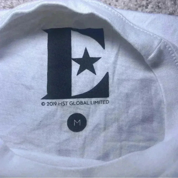 Elton John Farewell Yellow Brick Road Graphic T-Shirt in White Unisex Sz Medium - Picture 5 of 6